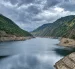 El embalse Mazar alimenta al complejo hidroeléctrico Paute Integral conformado por Mazar 170 megavatios (MW), Molino (1.100 MW) y Sopladora (487 MW).