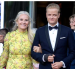 Marius Borg Høiby fue condenado en primera instancia a cuatro años de prisión por dos violaciones, maltrato y otros delitos. En la foto de archivo, junto a su madre, la ahora reina Mette-Marit.