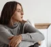 La campaña de 2026 mantiene el lema “Cambiar la narrativa sobre el suicidio”, que invita a derribar prejuicios y a fomentar conversaciones abiertas y respetuosas.