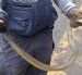 Personal de la ABG halló una culebra viva camuflada en un cargamento que sería trasladado desde Guayaquil hacia Galápagos.