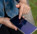 La tendencia ‘pheromone maxxing’ gana espacio en TikTok pese a las críticas.