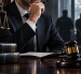 La Ley Antimafias plantea sanciones para los abogados que colaboren con estructuras criminales, lo que abre un debate sobre el secreto profesional y el derecho a la defensa.