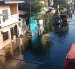 La marea alta ha provocado acumulación de agua en calles de Guayaquil durante los últimos días.