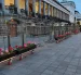 Las vallas no se retiraron del todo. Ahora se alternan con las nuevas jardineras.