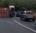 Un cabezal que transportaba un contenedor se volcó en la conexión entre la Vía Perimetral y la avenida Francisco de Orellana, en sentido norte.