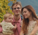 Pewdiepie (Felix Kjellberg) junto a su esposa Marzia y su hijo Bjorn.