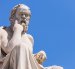 Hace dos semanas, frente al Ágora de Atenas, recordábamos a Sócrates y su “solo sé que nada sé”. Más de dos mil años después, John Stuart Mill llevaría la humildad al terreno de la libertad.