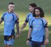 Los jugadores de la selección española Álex Grimaldo, Yéremy Pino y Marc Cucurella durante el entrenamiento.