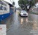 La lluvia estuvo acompañada de relámpagos y truenos durante la madrugada de este domingo en Guayaquil, aún sigue lloviendo en algunos sectores.