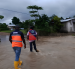 Personal de gestión de riesgos realizó recorridos en zonas afectadas por el incremento del caudal y las inundaciones provocadas por las intensas lluvias en Eloy Alfaro.