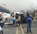 El siniestro entre un bus, un camión y un automóvil ocurrió en Tambillo, cantón Mejía, y obligó al cierre total de la vía.