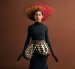 Nicol lleva la moda ecuatoriana con naturalidad, y eso es parte de su sello frente al lente.