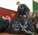 La prevención de drogas en escuelas requiere más que mochilas transparentes: la comunicación y la guía familiar son indispensables en Ecuador.