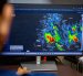 Las condiciones meteorológicas previstas para la noche de este sábado mantienen la posibilidad de nuevos aguaceros en Guayaquil.