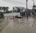 Decenas de calles quedaron afectadas por las lluvias, que alcanzaron intensidades superiores a los 70 milímetros por hora, según la Alcaldía.