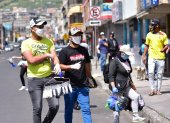 Los ciudadanos en Quito acuden a los mercados con las protecciones



02 de mayo de 2020

KARINA DEFAS 

Agencia (ag-expreso ag-extra ag-quito)