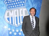 El presindete de Emelec, Nassib Neme, basa su decisión en la orden que dio el Gobierno, cediendo competencias a los municipios.