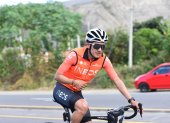 En un año el ciclista ecuatoriano cambió de equipo. Actualmente pertenece al INEOS, plantilla británica donde también está Chris Frome.