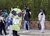 La Policía Nacional hace campañas sobre el coronavirus en Quito