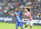 Brayan Angulo fue clave para Emelec en estos duelos. Angelo Preciado continúa en Independiente.