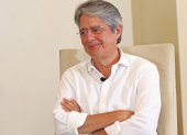 El candidato presidencial de CREO-PSC, Guillermo Lasso, en entrevista este miércoles en Diario EXPRESO.
