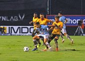 El partido entre Guayaquil City y Barcelona se disputó bajo una intensa lluvia, que pudo provocar alguna lesión en cualquiera de los futbolistas, debido al estado en el que terminó la cancha del estadio Christian Benítez.