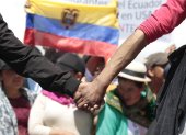 Manifestación. Miembros de comunidades indígenas participaron en una de las marchas, en Quito.