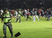 Hinchas del Arema y el Persebaya Surabaya fueron los protagonistas de los desmanes el sábado 1 de octubre.