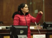 La legisladora de Pachakutik, Mireya Pazmiño, argumentó que la palabra del presidente Lasso ya no tiene credibilidad.