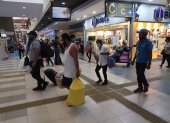 23122022  TERMINAL TERRESTRE VIAJEROS  SE APRESTAN A SALIR DE LA CIUDAD POR FERIADO  23 DE DICIEMBRE DEL 2022