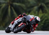 Sepang (Malaysia), 12/02/2023.- Italian MotoGP rider Francesco Bagnaia of Ducati Lenovo Team in action during the third day of MotoGP pre-season test sessions in Sepang International Circuit, outside Kuala Lumpur, Malaysia, 12 February 2023. (Motociclismo, Ciclismo, Francia, Malasia) EFE/EPA/FAZRY ISMAIL