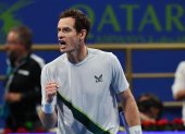 Andy celebra con un grito y el puño cerrado el último  punto que le dio el pase a las semifinales del torneo ATP de Doha.