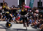 Los japoneses Witty Look presentan su espectáculo en el Circo Fest de San Juan, Puerto Rico.