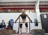La pesista olímpica retomó recientemente los entrenamientos debido a una lesión.