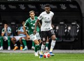 Félix Torres, defensor de Corinthians estuvo presente ante Palmeiras