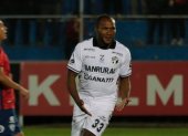 El experimentado delantero Juan Luis Anangonó es el goleador en Guatemala