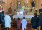 Misa. En la capilla de La Dolorosa se celebró una eucaristía.
