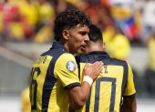 Jeremy Sarmiento y Kendry Páez jugadores de Ecuador que estarán ante Jamaica.