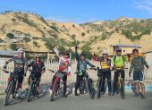 Los ciclistas disfrutando de las bondades de Manabí.