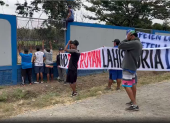 Hinchas de Emelec acudieron al entrenamiento del equipo para reclamar por los resultados