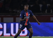 El defensor ecuatoriano Willian Pacho jugando con PSG en la Ligue 1 de Francia