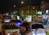 Locales. Los cangrejales de Sauces 6 son los negocios más destacados sobre esta vía. Desde hace años han dinamizado el comercio nocturno en este sector.