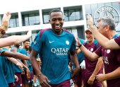 Willian Pacho fue recibido por el grupo de jugadores y cuerpo técnico de PSG