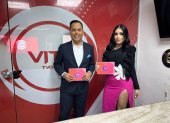Dieter Hoffmann y Yuleysi Coca, presentadores de Fuull Farándula.