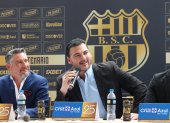 Miguel Montalvo (izquierda) tomó por subrogancia la presidencia del Barcelona SC que dejó Antonio Álvarez de forma temporal.