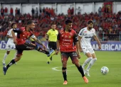 Deportivo Cuenca se impuso 1-0 ante Santos en Ecuador.