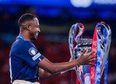 Willian Pacho ha ganado dos títulos de la Champions League.