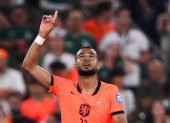 ¡Emoción pura en la cancha! Cody Gakpo anotó un gol lleno de sentimiento tras vivir días difíciles con su familia y no pudo contener las lágrimas en su celebración.