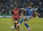 Deportivo Cuenca venció 2-0 a Emelec en el primer duelo de la temporada por la LigaPro