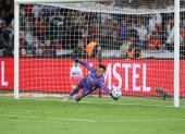 Gonzalo Valle le tapó el penal a Victor Luís de Mirassol